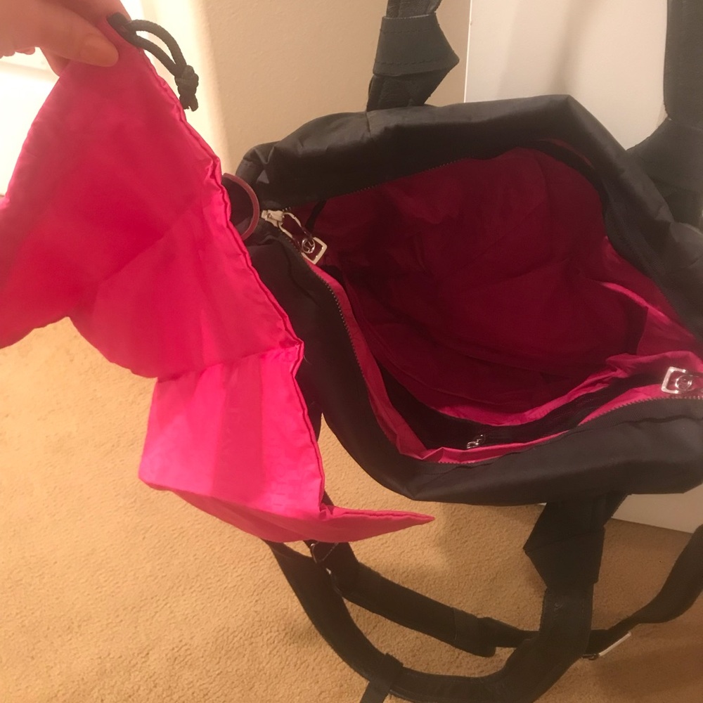 Lululemon triumphant bag - Picture 13 of 15